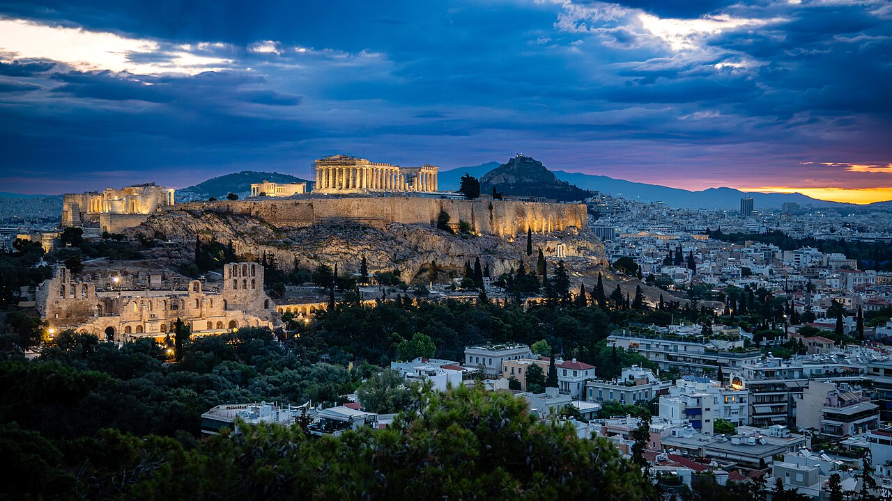 Παράκτιος δρόμος στην Αθηναϊκή Ριβιέρα